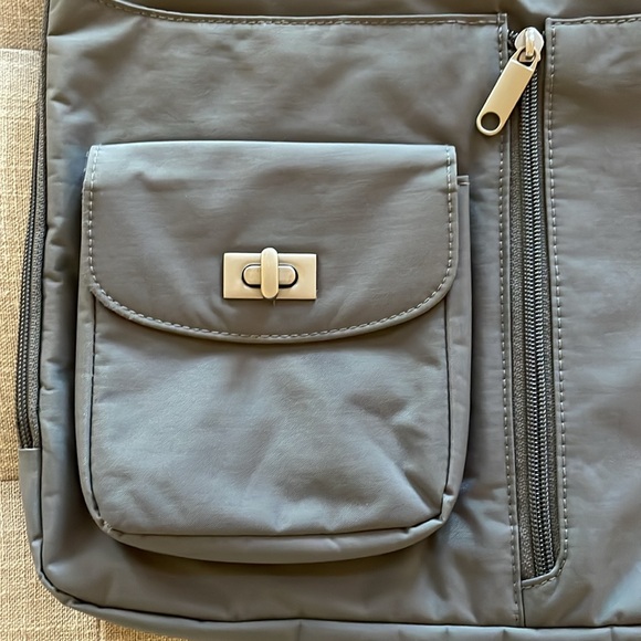 Magellan’s VaultPro crossbody Gateway Grade Bag Organizer Travel Bag Organizer - Picture 3 of 9